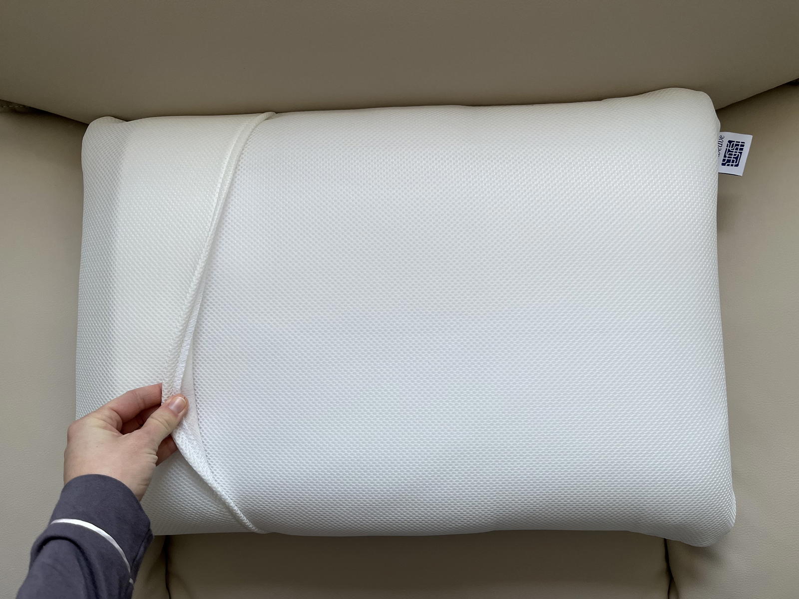 Airweave Pillow Review: Who is it best for, and who needs it?