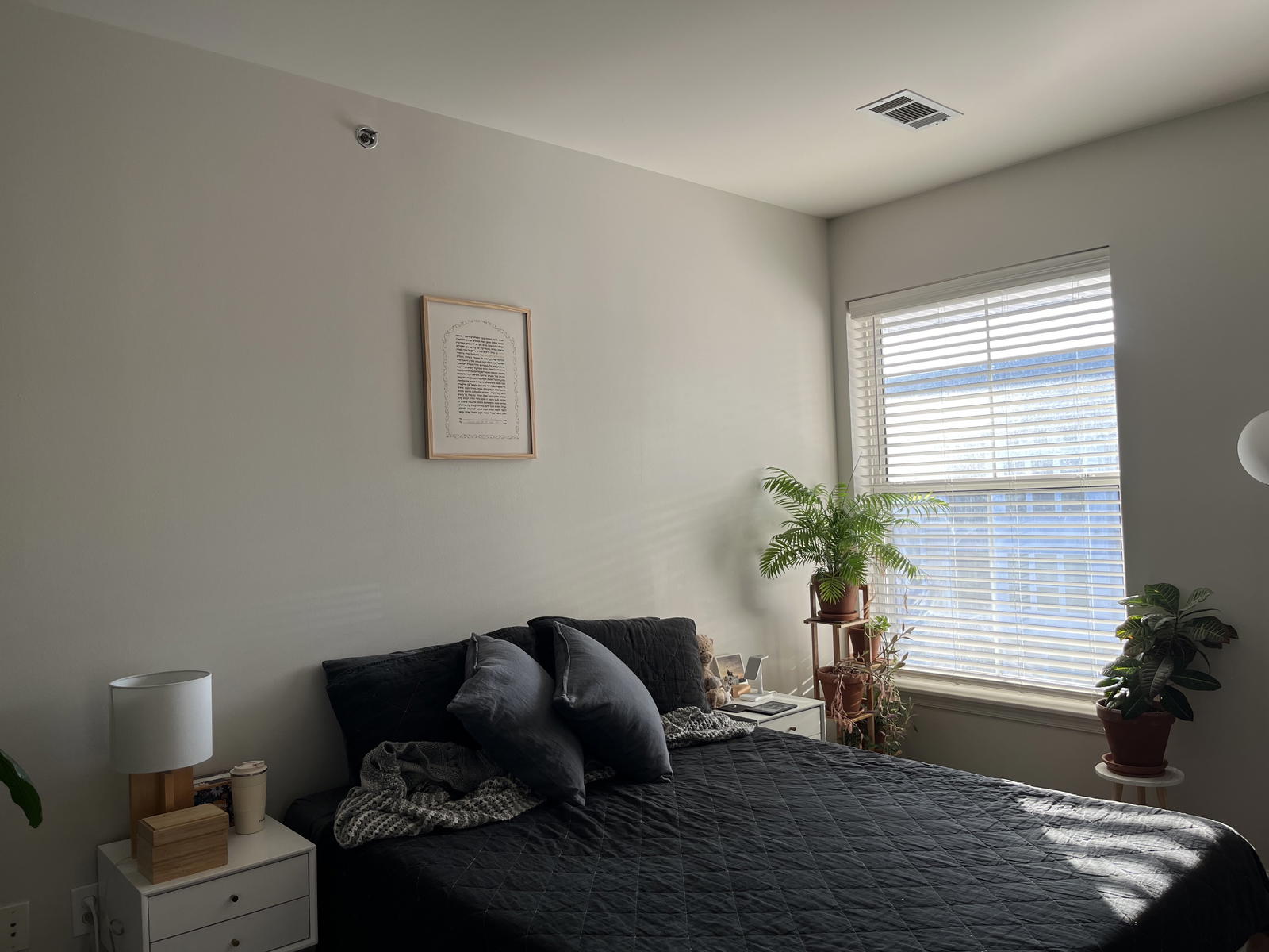 Brooklinen Bedding after 3 years: Linen Quilt and Sheets Review