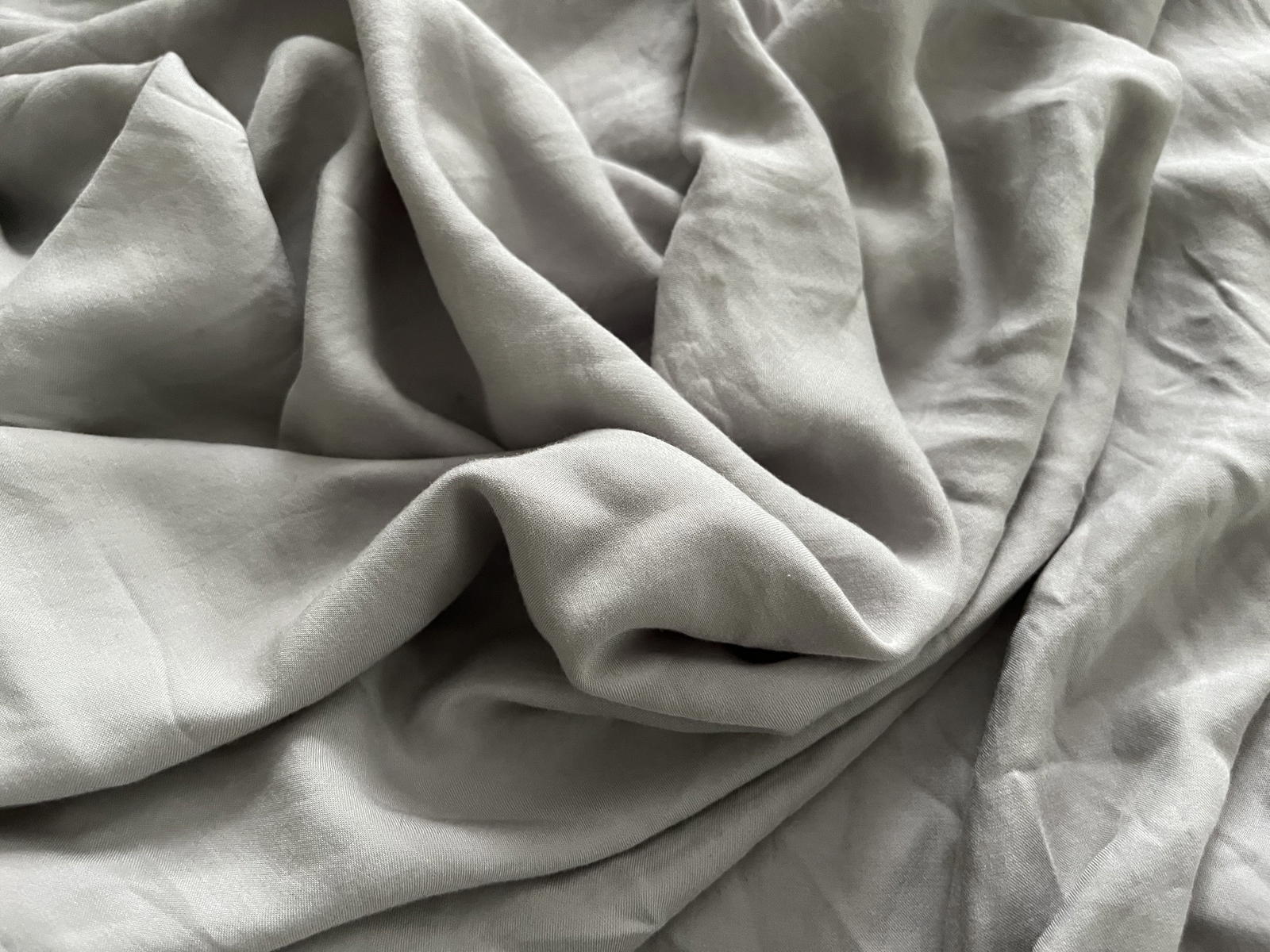 Quince Sheet Set Review: Bamboo vs Linen vs Percale
